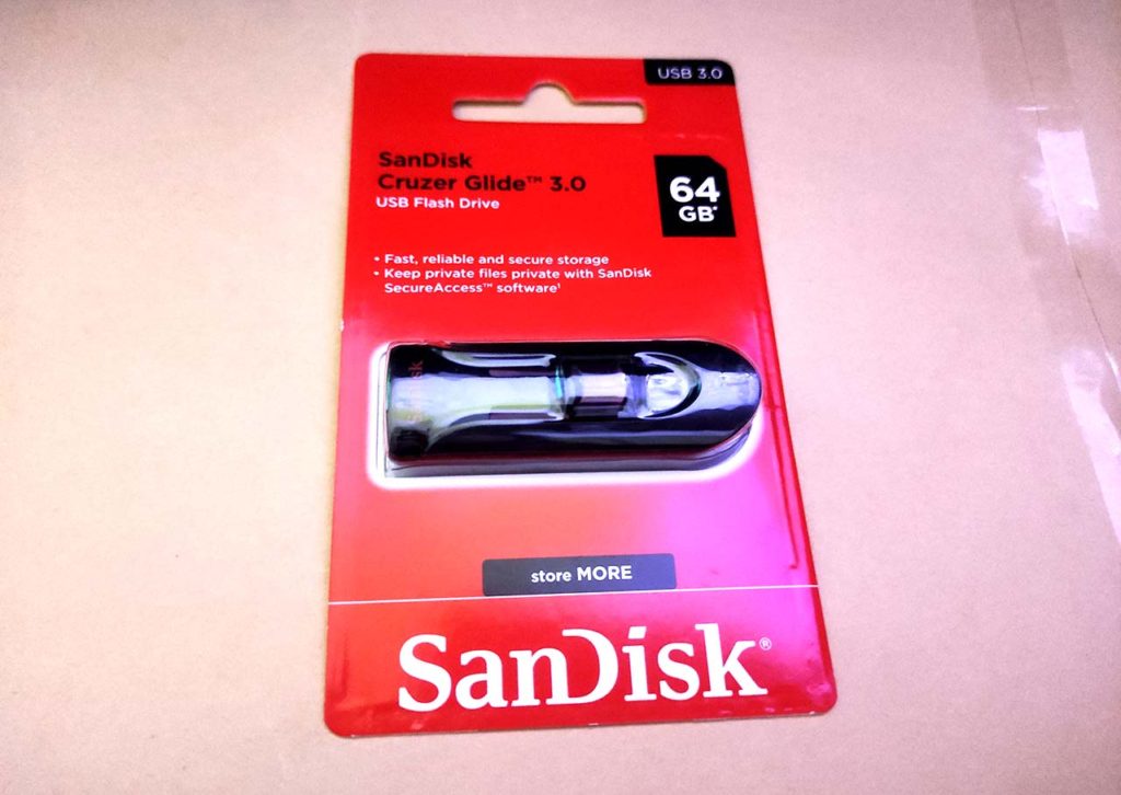 USBメモリ SanDisk 64GB SDCZ600-064G